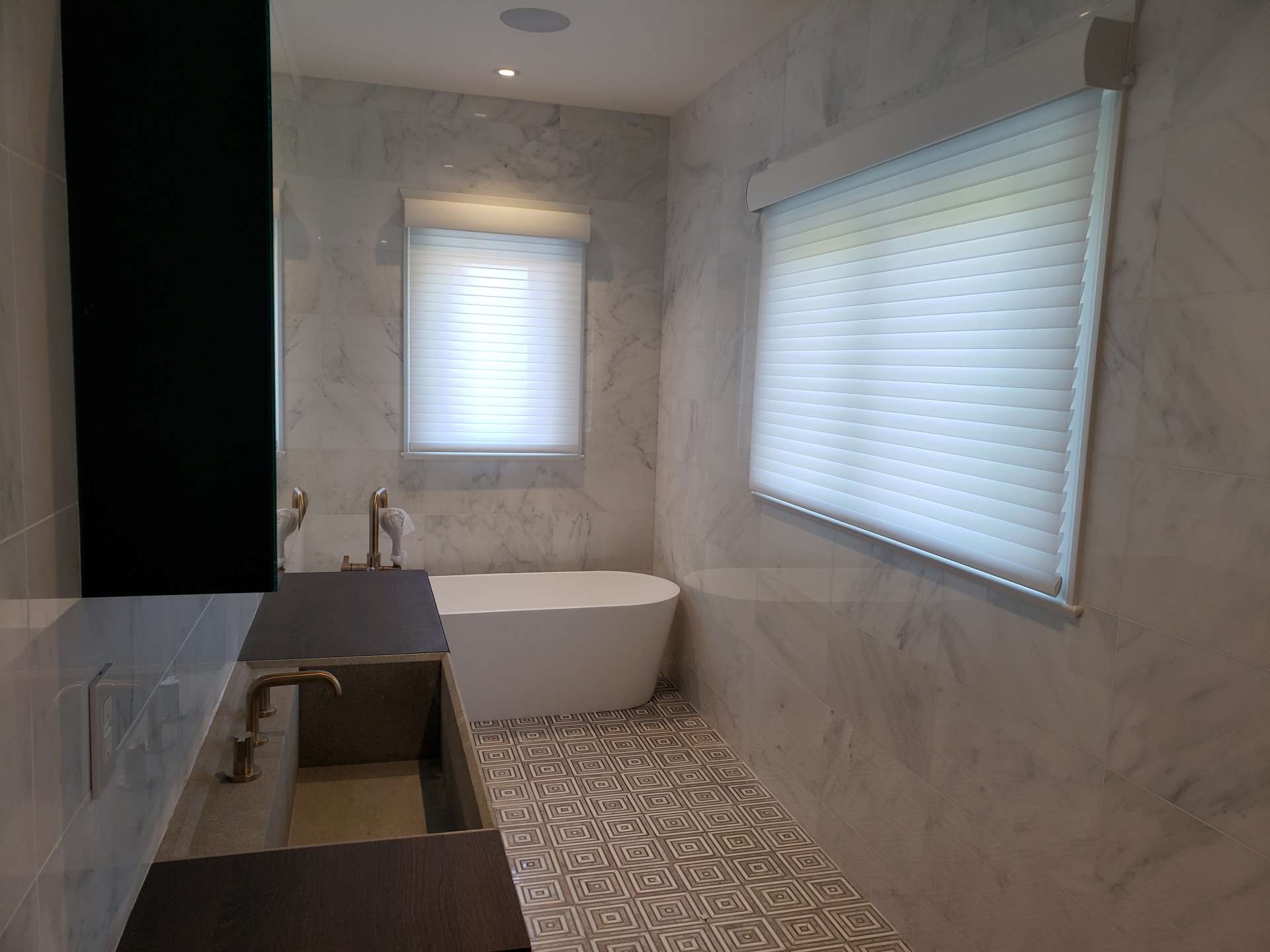 Lutron Motorized Horizontal Sheer Shades image 2