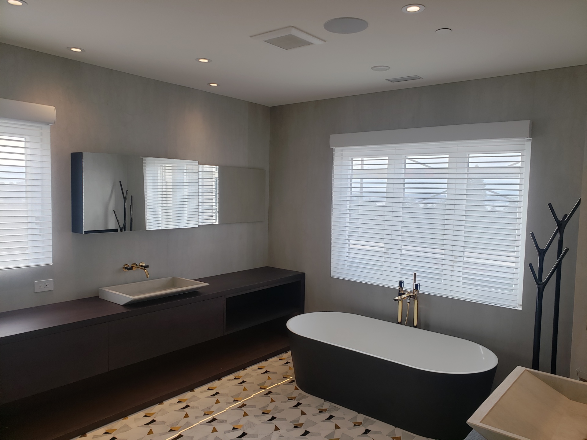 Lutron Motorized Horizontal Sheer Shades image 3